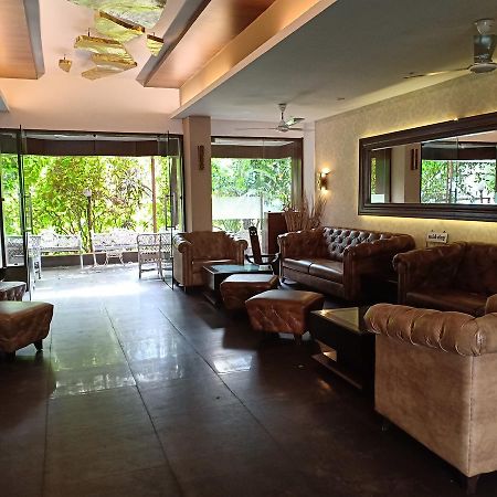 Hotel Chandralok โลนาวาลา ภายนอก รูปภาพ