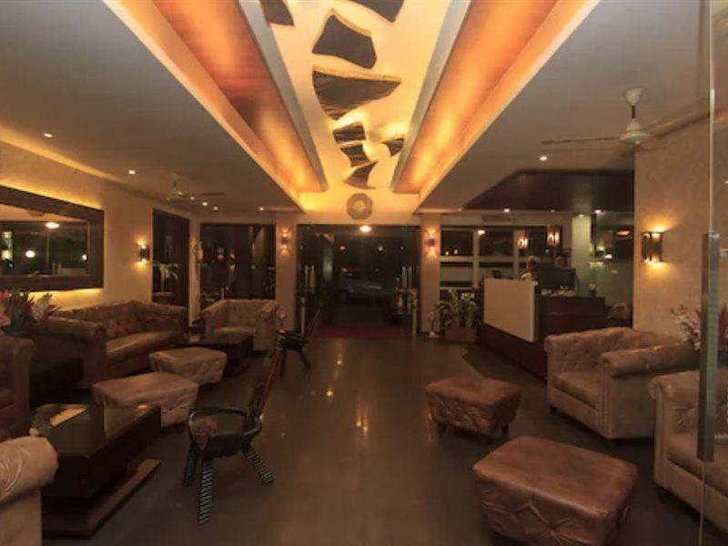 Hotel Chandralok โลนาวาลา ภายนอก รูปภาพ
