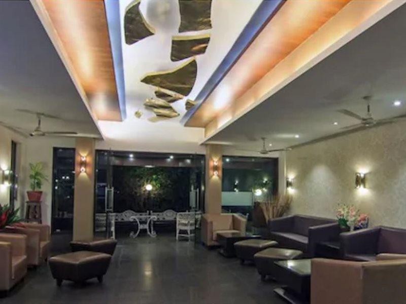 Hotel Chandralok โลนาวาลา ภายนอก รูปภาพ
