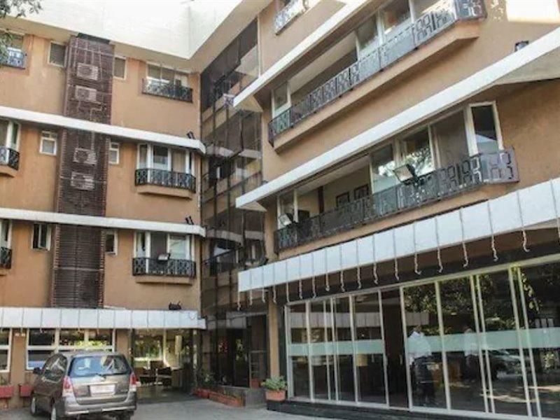 Hotel Chandralok โลนาวาลา ภายนอก รูปภาพ