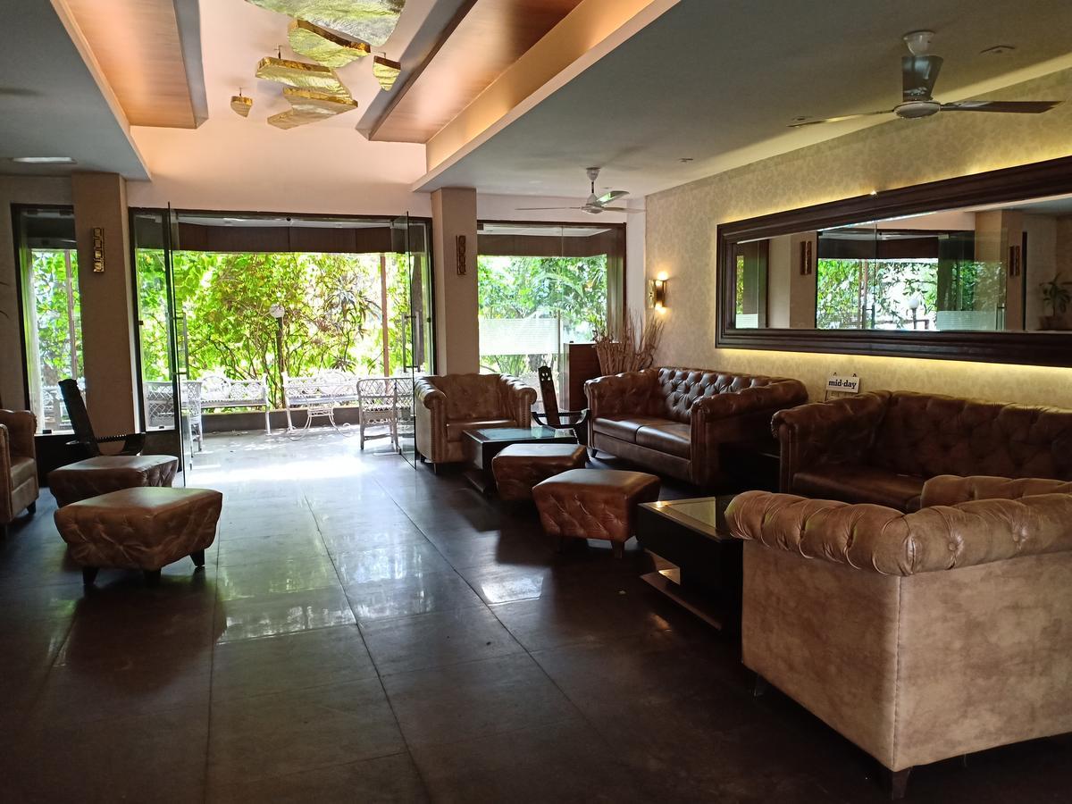Hotel Chandralok โลนาวาลา ภายนอก รูปภาพ