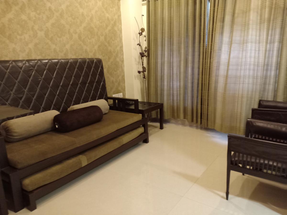 Hotel Chandralok โลนาวาลา ภายนอก รูปภาพ