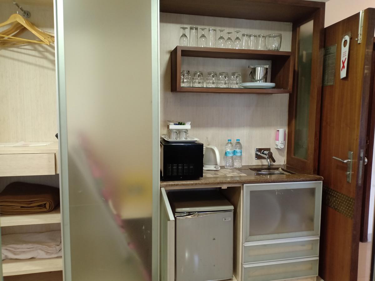 Hotel Chandralok โลนาวาลา ภายนอก รูปภาพ
